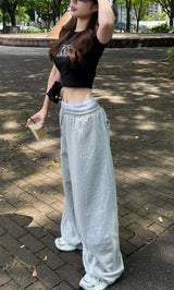 モデル：158cm（着用サイズ：FREE　着用カラー：GRY）