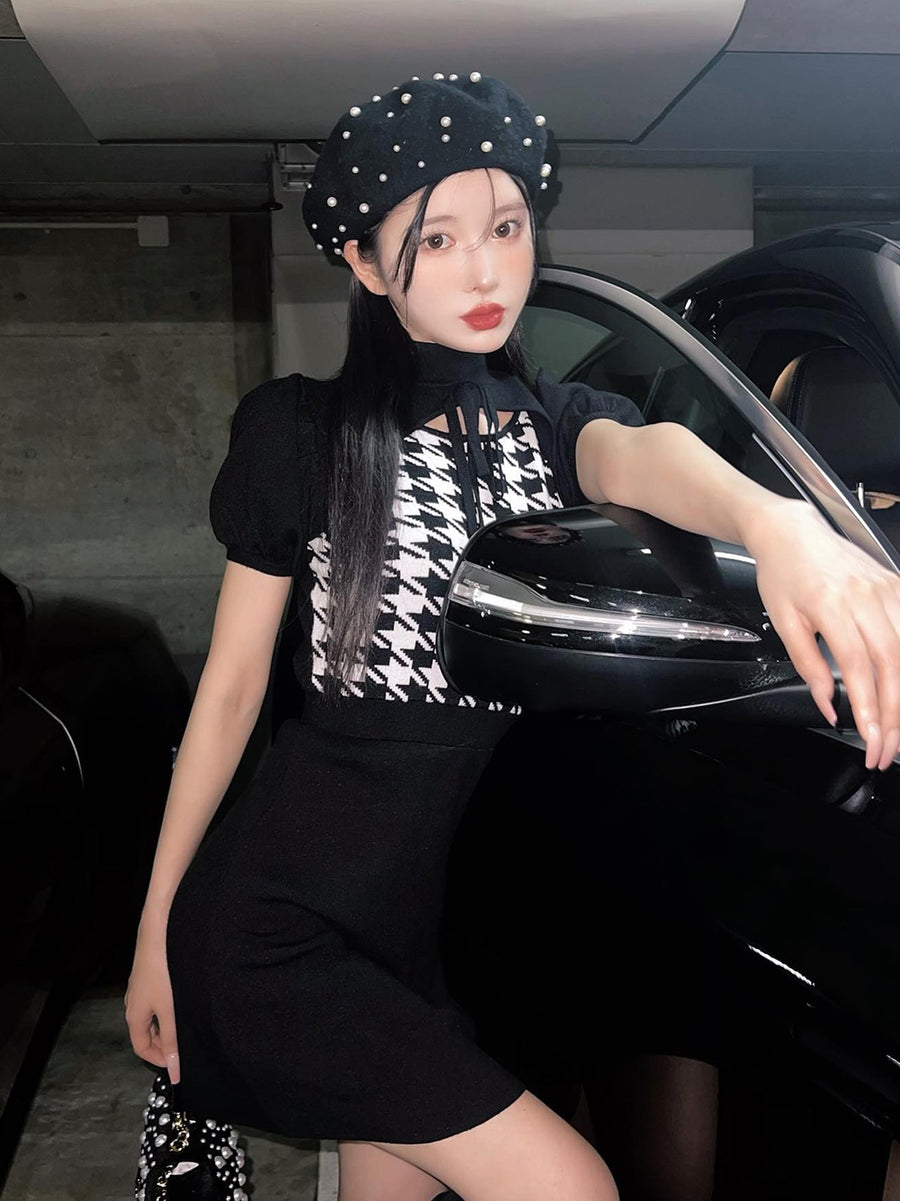 モデル：160cm（着用サイズ：FREE　着用カラー：BLK）
