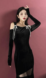 モデル：160cm（着用サイズ：FREE　着用カラー：BLK）