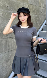 モデル：155cm（着用サイズ：FREE　着用カラー：GRY）