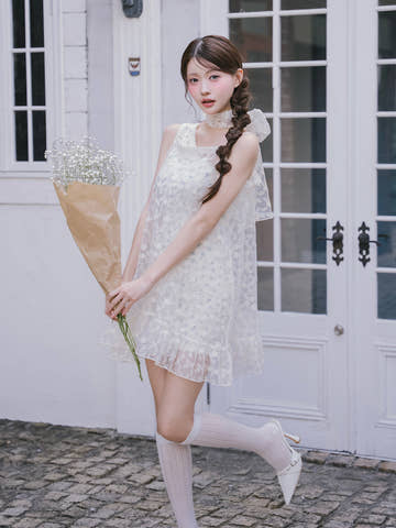 モデル：164cm（着用サイズ：FREE　着用カラー：YEL）