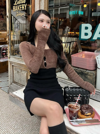 モデル：155cm（着用サイズ：FREE　着用カラー：BLK）