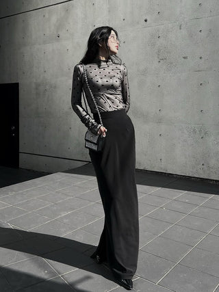 モデル：160cm（着用サイズ：FREE　着用カラー：BLK）