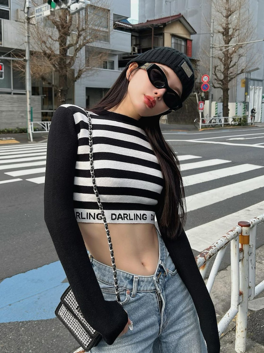モデル：160cm（着用サイズ：FREE　着用カラー：BLK）