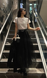 モデル：160cm（着用サイズ：FREE　着用カラー：BLK）