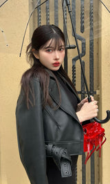 モデル：160cm（着用サイズ：FREE　着用カラー：BLK）