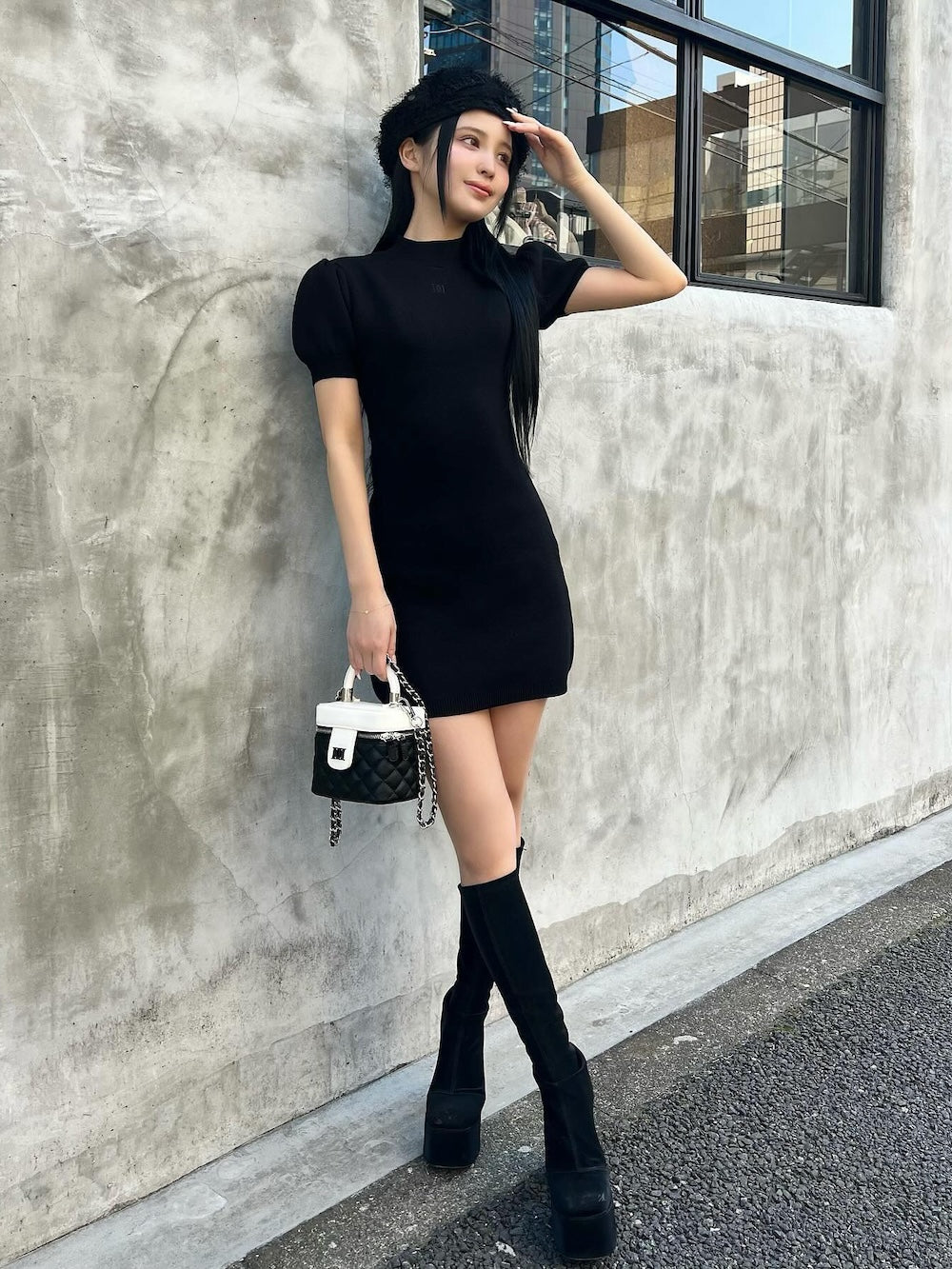 モデル：155cm（着用サイズ：FREE　着用カラー：BLK）