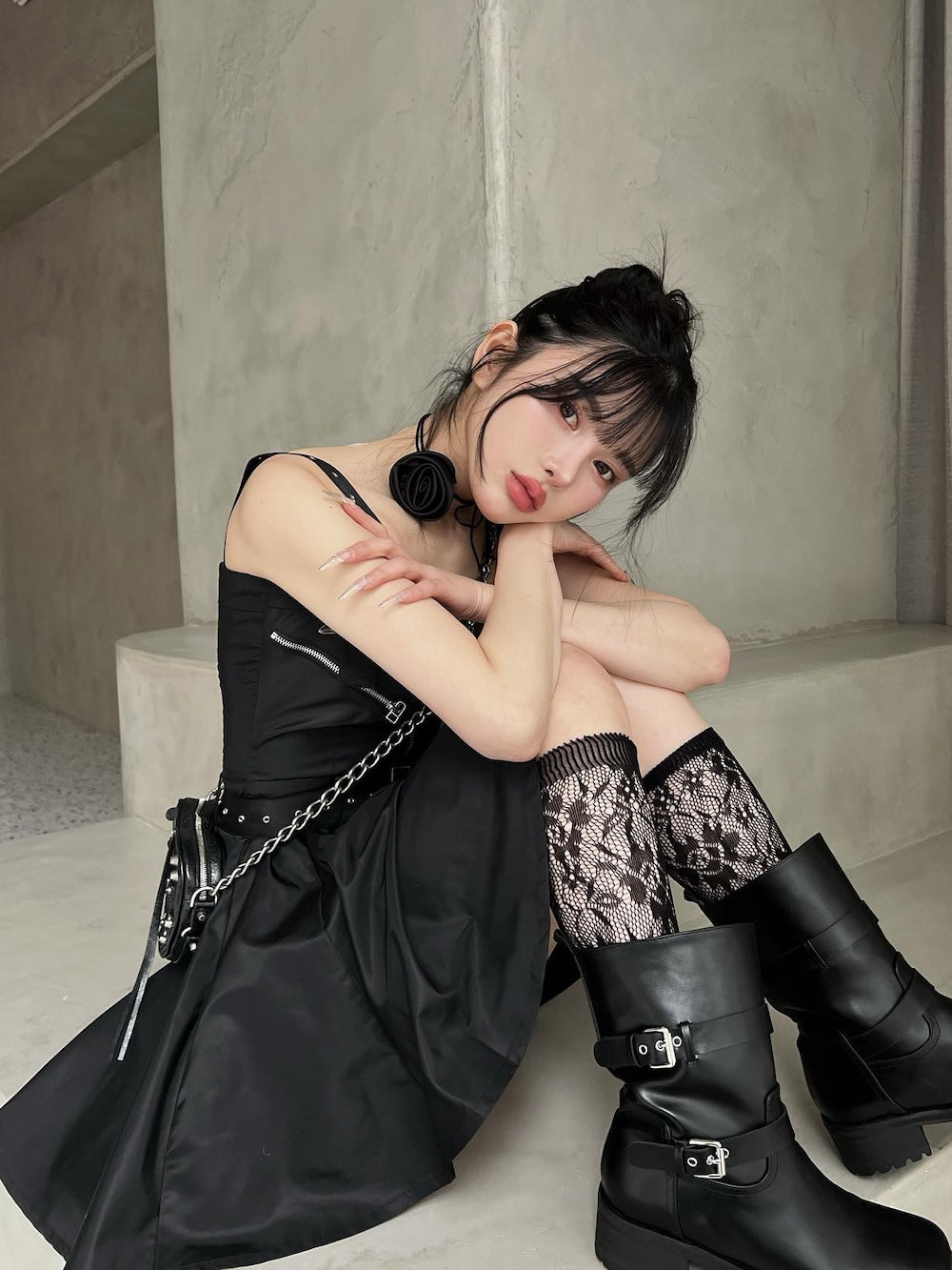 モデル：160cm（着用サイズ：FREE　着用カラー：BLK）