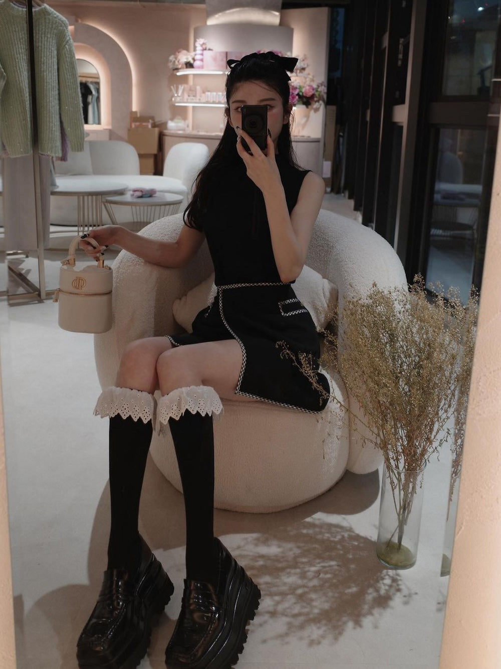 モデル：160cm（着用サイズ：S　着用カラー：BLK）