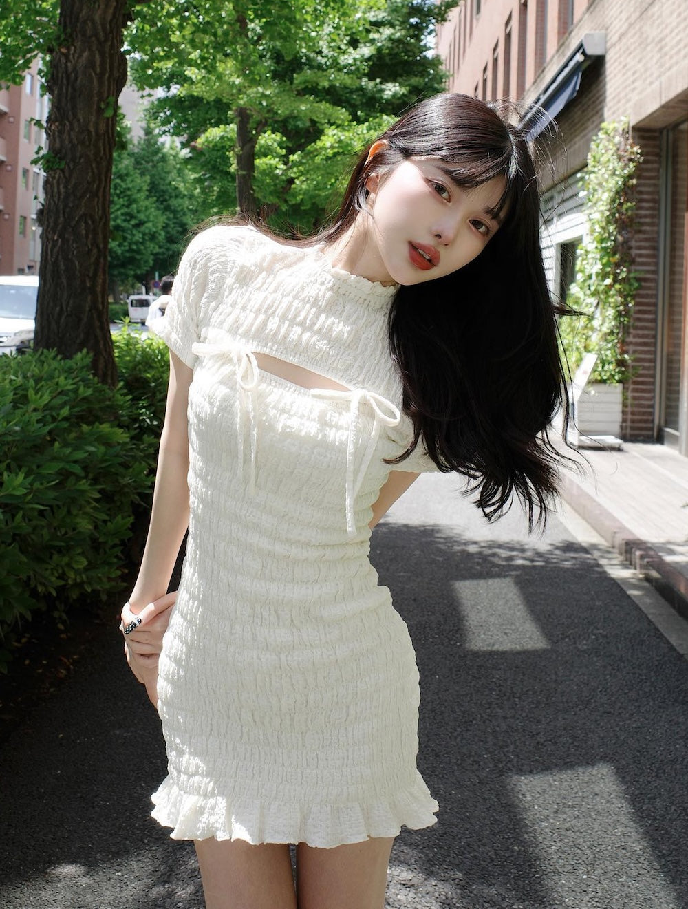 モデル：160cm（着用サイズ：FREE　着用カラー：IVO）