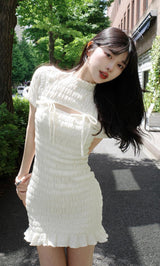 モデル：160cm（着用サイズ：FREE　着用カラー：IVO）