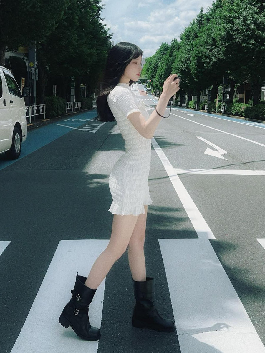 モデル：160cm（着用サイズ：FREE　着用カラー：IVO）