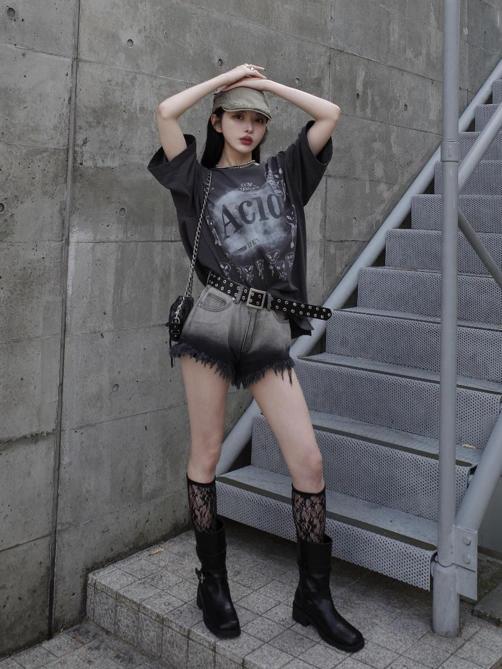 グラデーションダメージデニムショートパンツ