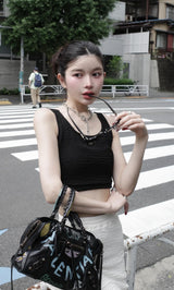 モデル：160cm（着用サイズ：FREE　着用カラー：BLK）