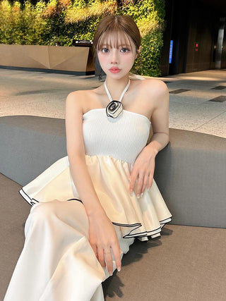 モデル：155cm（着用サイズ：FREE　着用カラー：WHT）