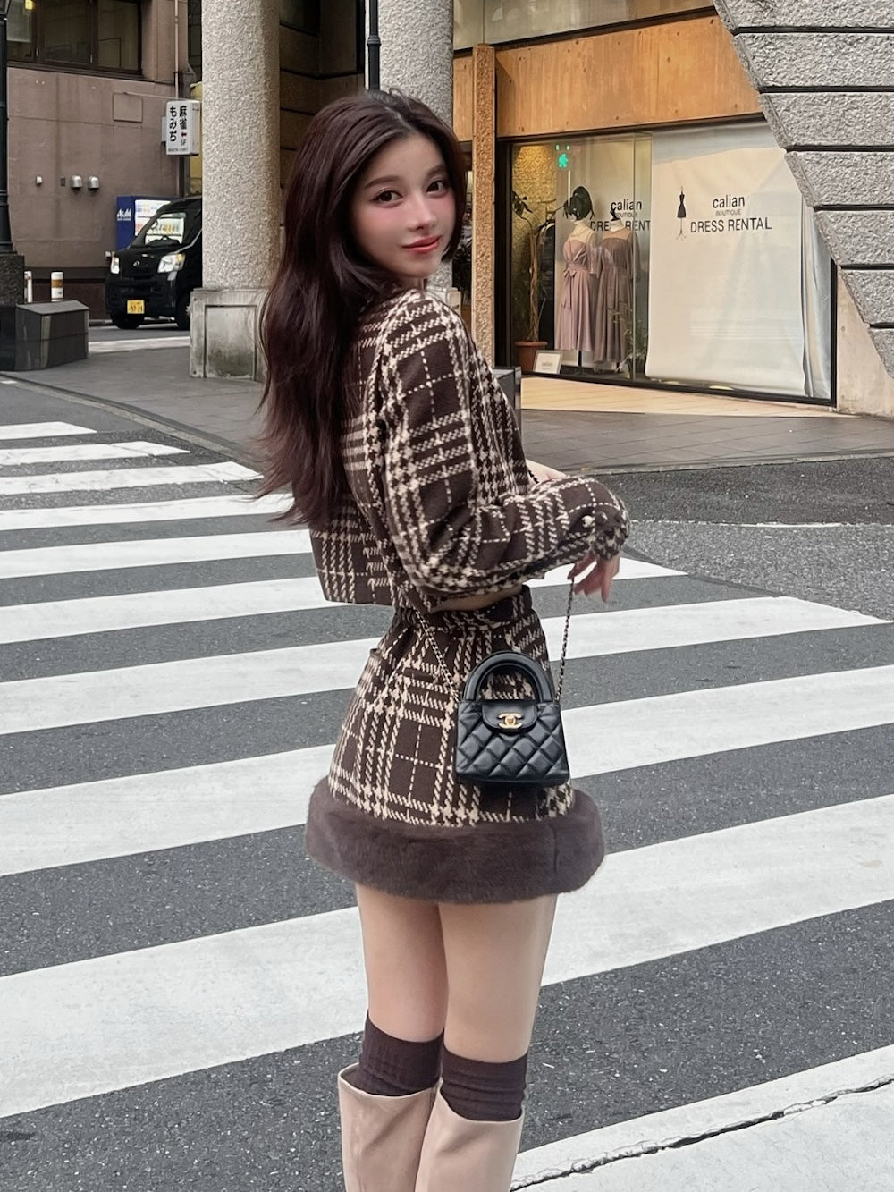モデル：160cm（着用サイズ：S　着用カラー：BRN）