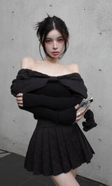 モデル：160cm（着用サイズ：S　着用カラー：BLK）