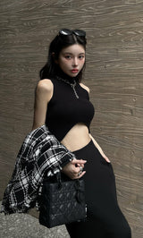 モデル：160cm（着用サイズ：FREE　着用カラー：BLK）