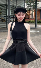 モデル：160cm（着用サイズ：S　着用カラー：BLK）