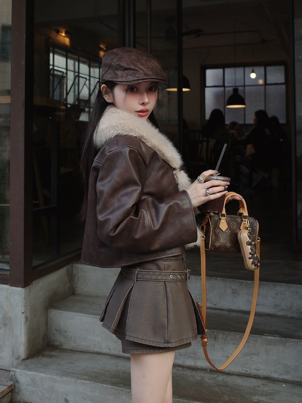 Darich ダーリッチ　アンティークレザープリーツショートパンツ　М Darich パンツ アンティークレザープリーツショートパンツ