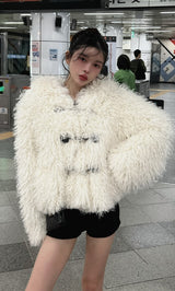 モデル：160cm（着用サイズ：FREE　着用カラー：IVO）