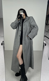 モデル：160cm（着用サイズ：FREE　着用カラー：GRY）