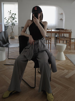 モデル：160cm（着用サイズ：FREE　着用カラー：GRY）