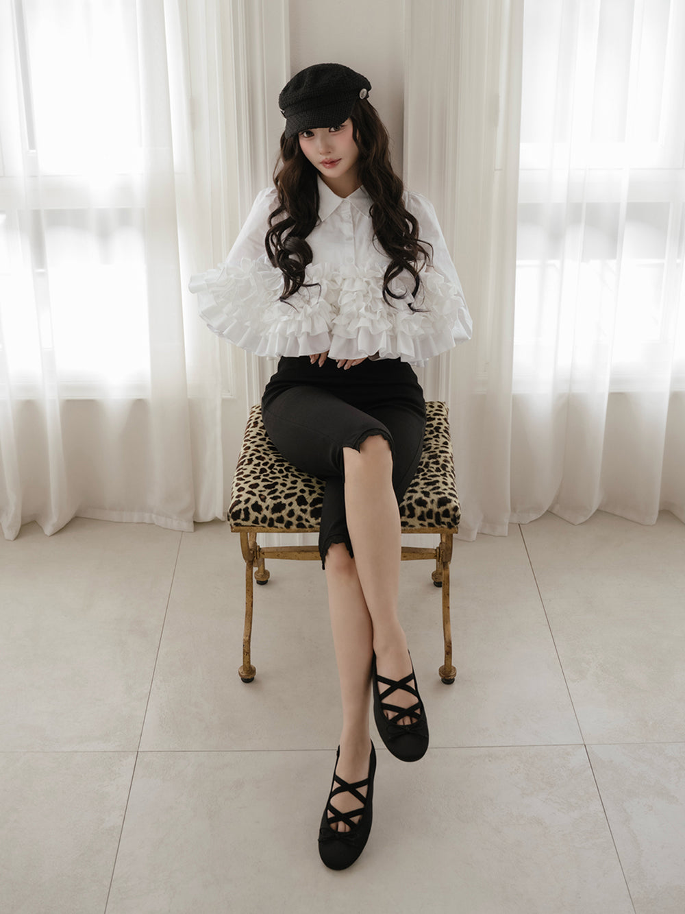 モデル：164cm（着用サイズ：FREE　着用カラー：BLK）