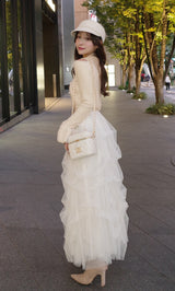 モデル：156cm（着用サイズ：FREE　着用カラー：IVO）