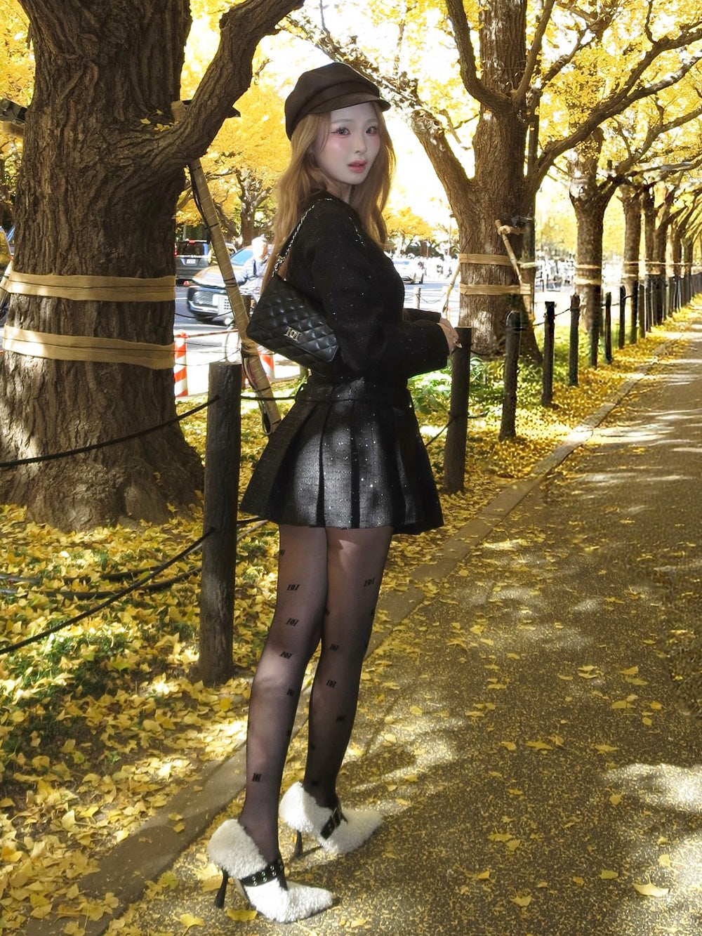 モデル：163cm（着用サイズ：FREE　着用カラー：BLK）