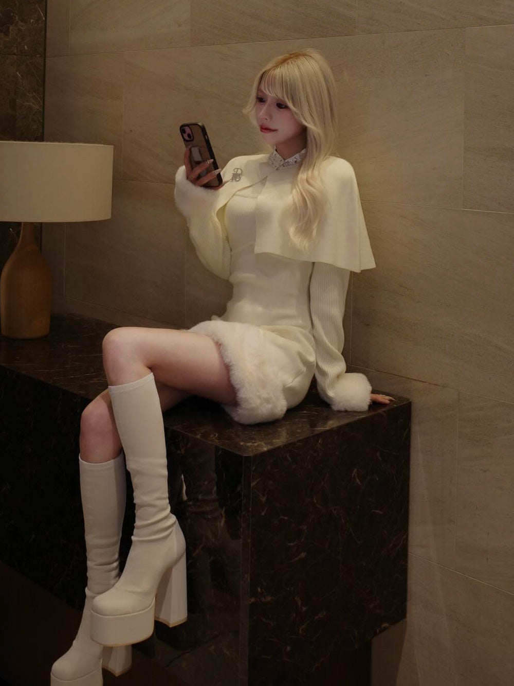 モデル：155cm（着用サイズ：FREE　着用カラー：IVO）