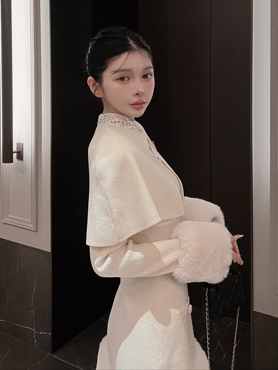 モデル：160cm（着用サイズ：FREE　着用カラー：IVO）