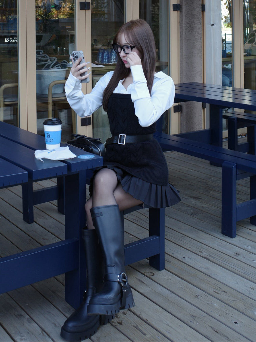 モデル：156cm（着用サイズ：FREE　着用カラー：BLK）