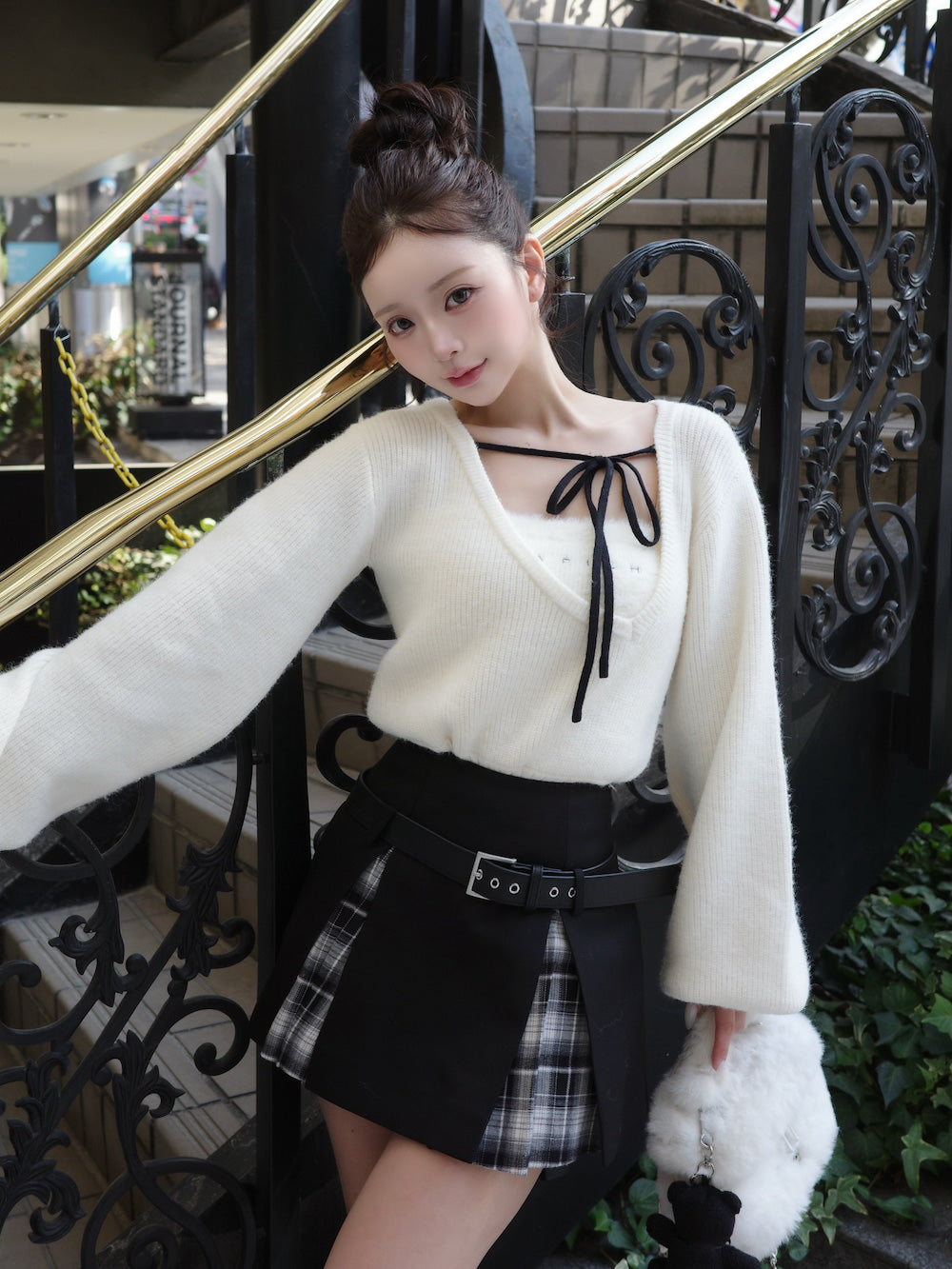 モデル：158cm（着用サイズ：FREE　着用カラー：IVO）