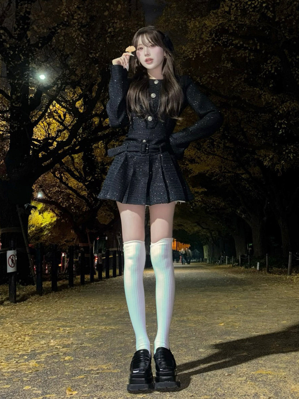 モデル：165cm（着用サイズ：FREE　着用カラー：BLK）