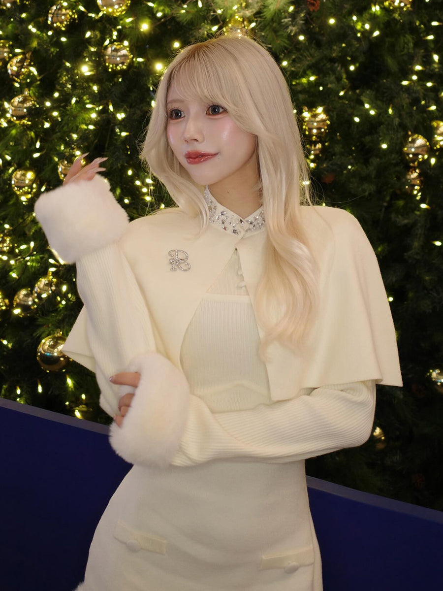 モデル：155cm（着用サイズ：FREE　着用カラー：IVO）