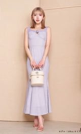 モデル：160cm（着用サイズ：FREE　着用カラー：PUR）