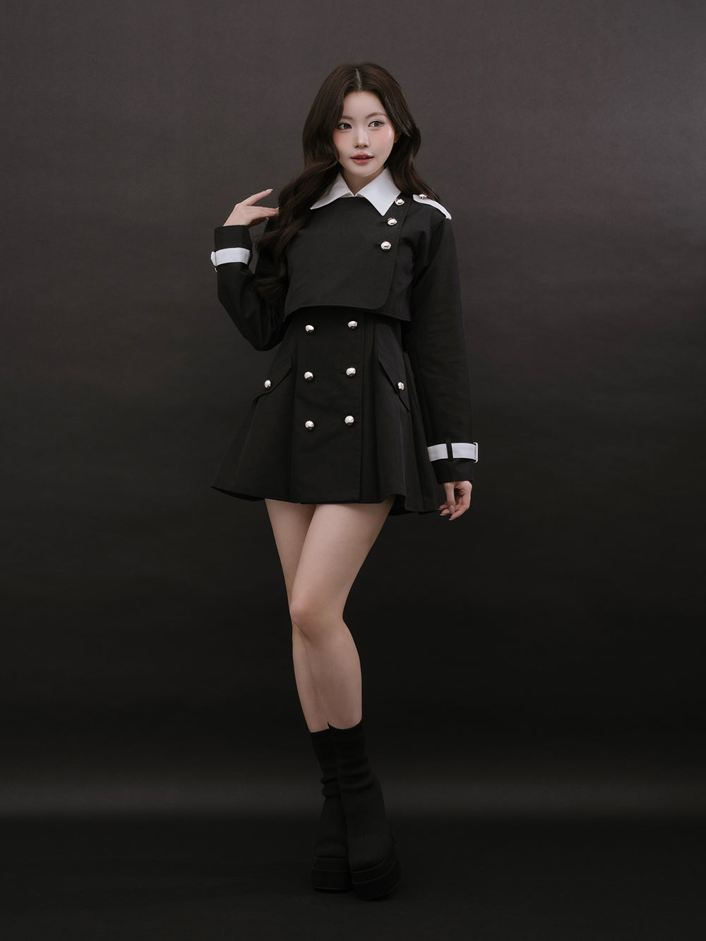 モデル：164cm（着用サイズ：FREE　着用カラー：BLK）