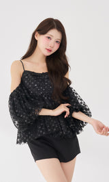 モデル：164cm（着用サイズ：FREE　着用カラー：BLK）