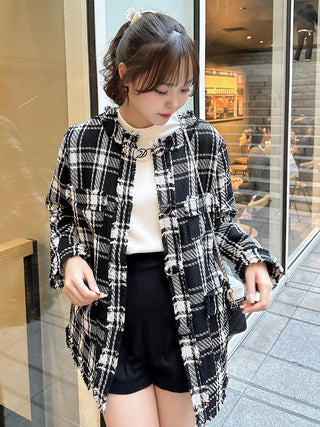 モデル：166cm（着用サイズ：FREE　着用カラー：BLK）