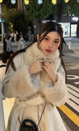 モデル：160cm（着用サイズ：FREE　着用カラー：IVO）