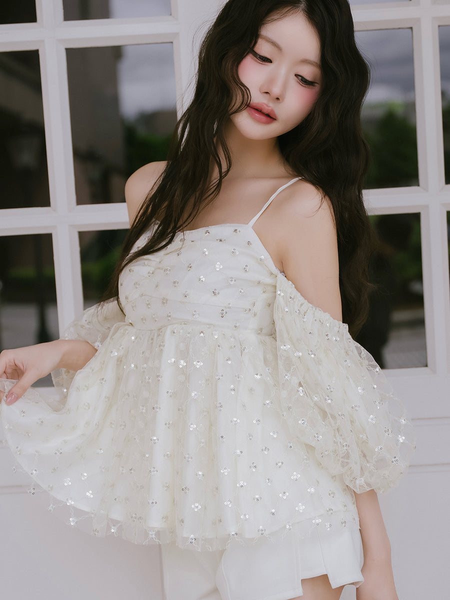 モデル：164cm（着用サイズ：FREE　着用カラー：IVO）
