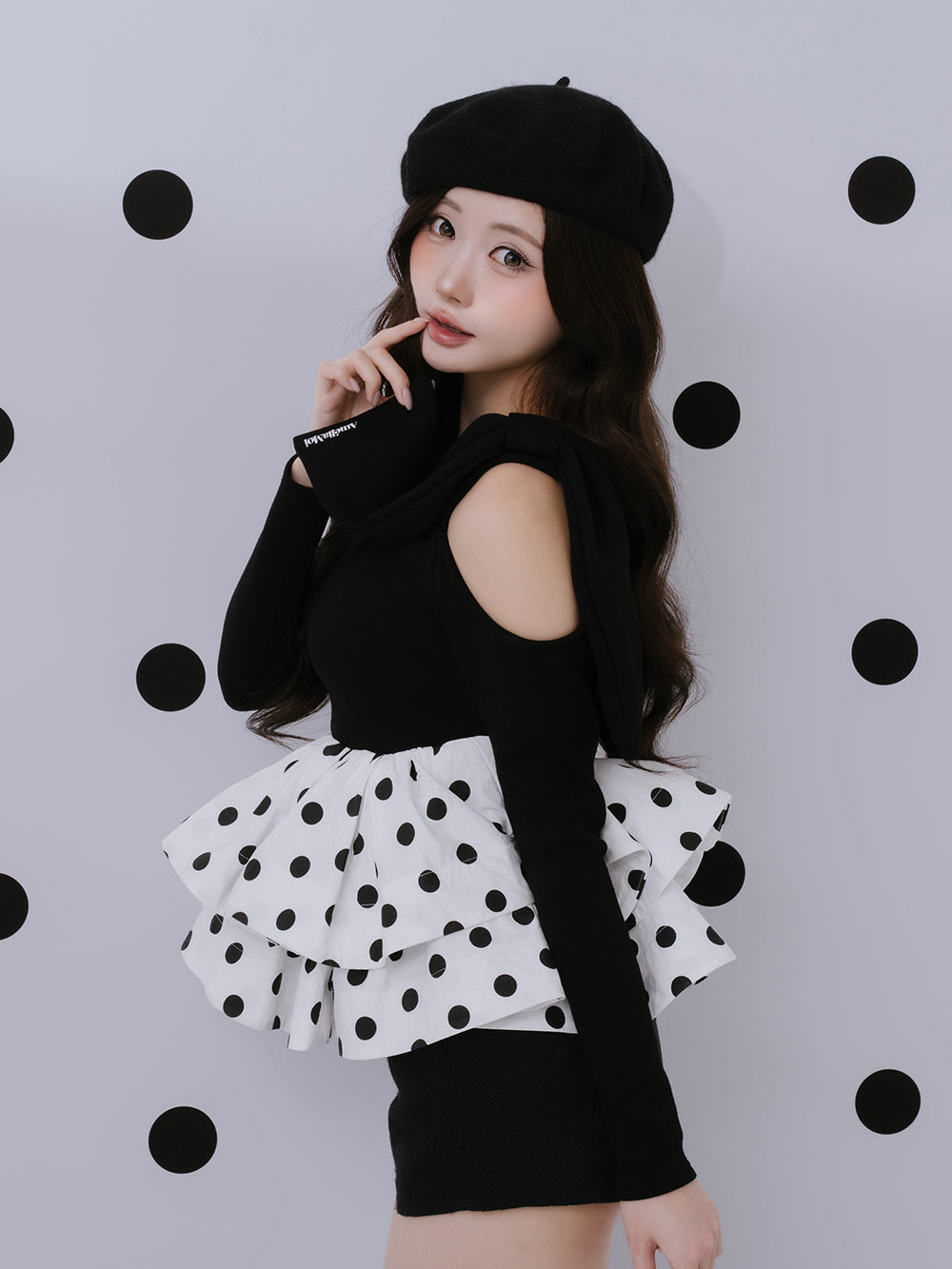 モデル：164cm（着用サイズ：FREE　着用カラー：DOT）