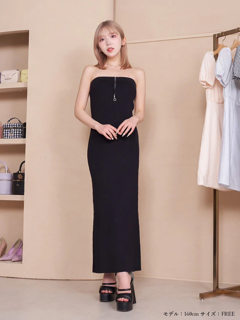 モデル：160cm（着用サイズ：FREE　着用カラー：BLK）