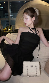 モデル：158cm（着用サイズ：FREE　着用カラー：BLK）