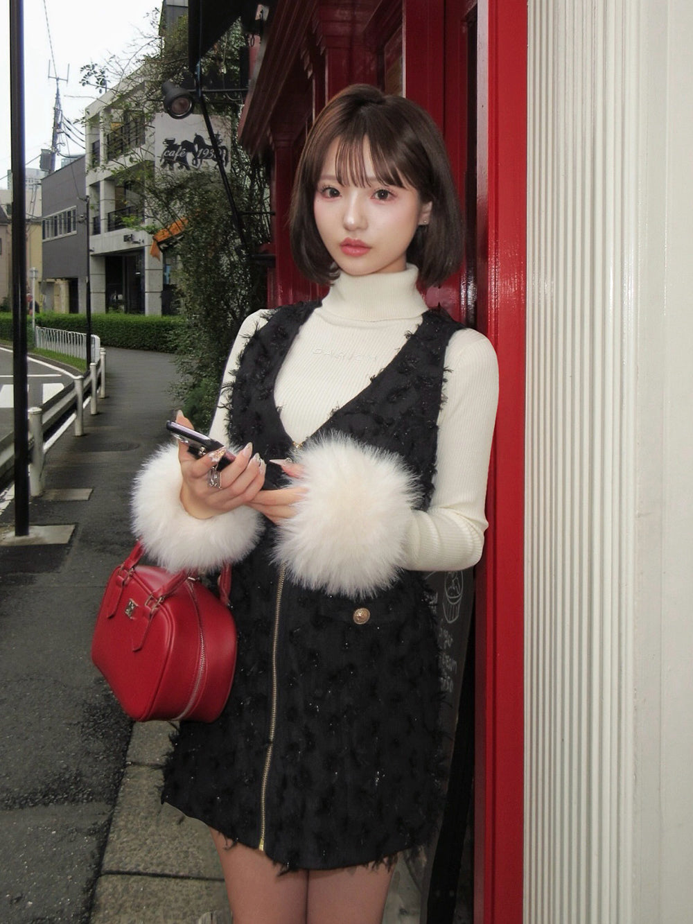 モデル：158cm（着用サイズ：FREE　着用カラー：IVO）