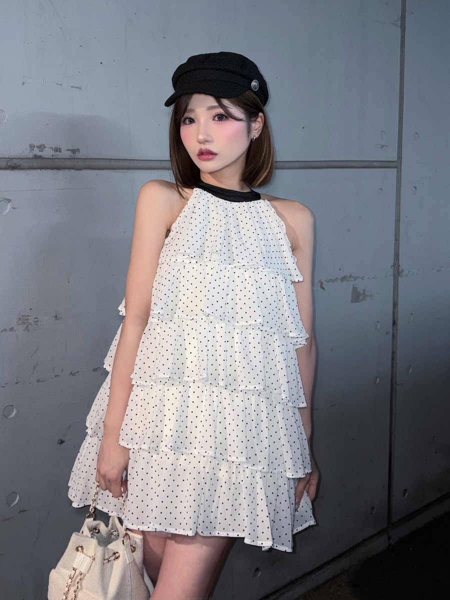 モデル：158cm（着用サイズ：FREE　着用カラー：IVO