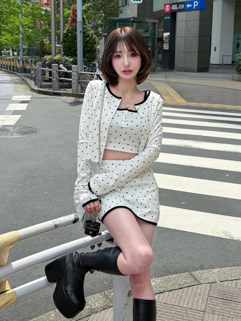 モデル：158cm（着用サイズ：FREE　着用カラー：WHT）