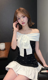 モデル：158cm（着用サイズ：FREE　着用カラー：BLK）
