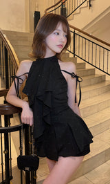 モデル：158cm（着用サイズ：FREE　着用カラー：BLK）